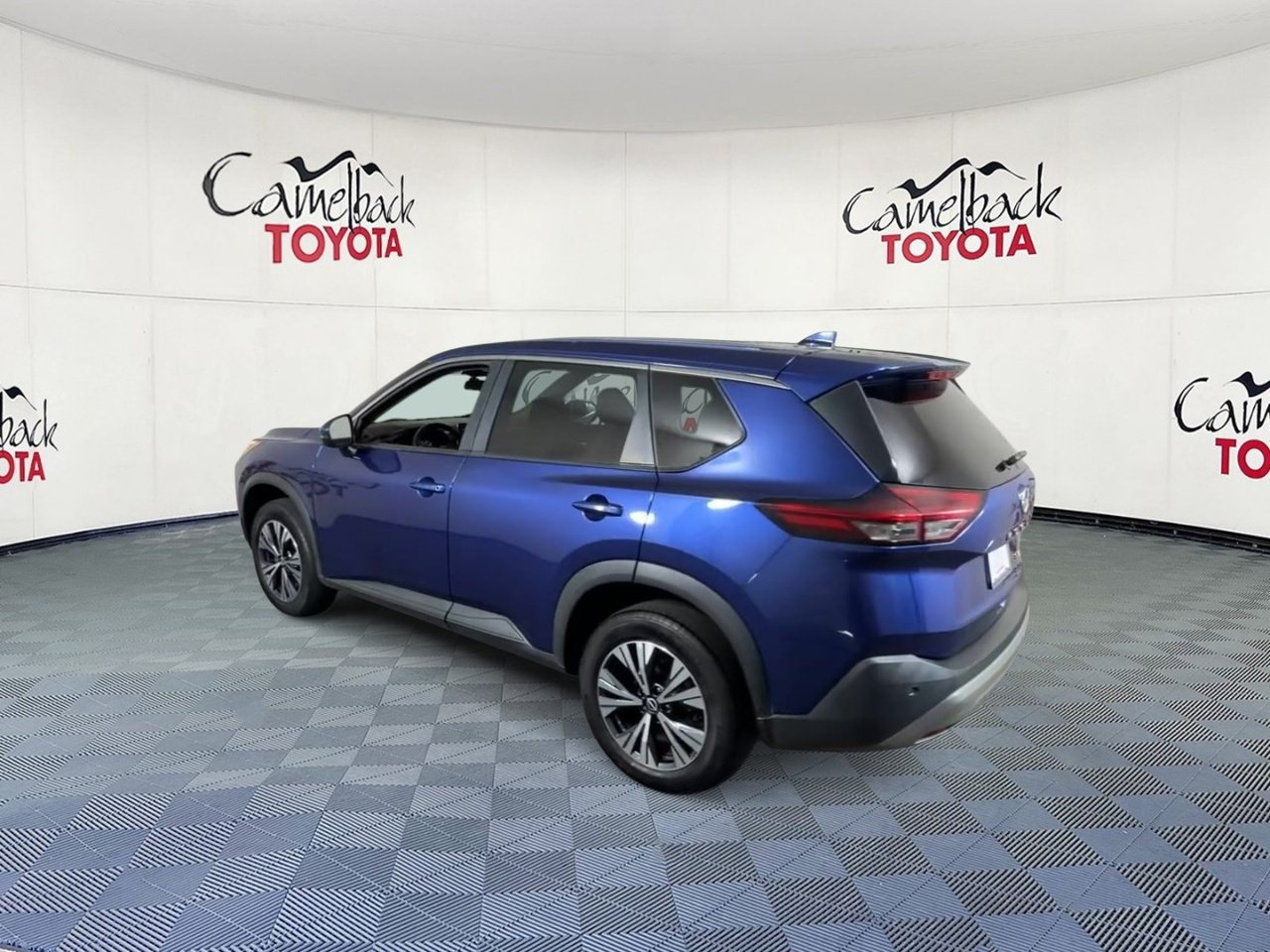 Used 2022 Nissan Rogue SV AWD/4WD image 9