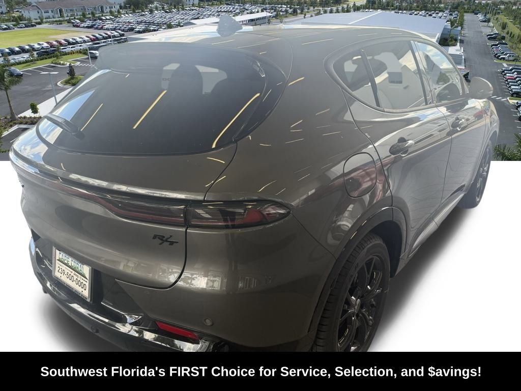 New 2025 Dodge Hornet R/T w/ R/T Blacktop Package image 5