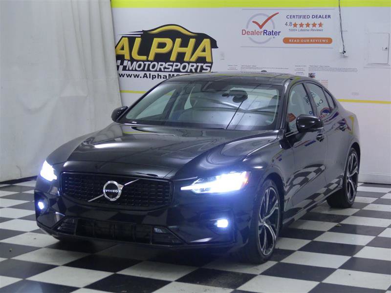 Used 2024 Volvo S60 B5 Plus image 4
