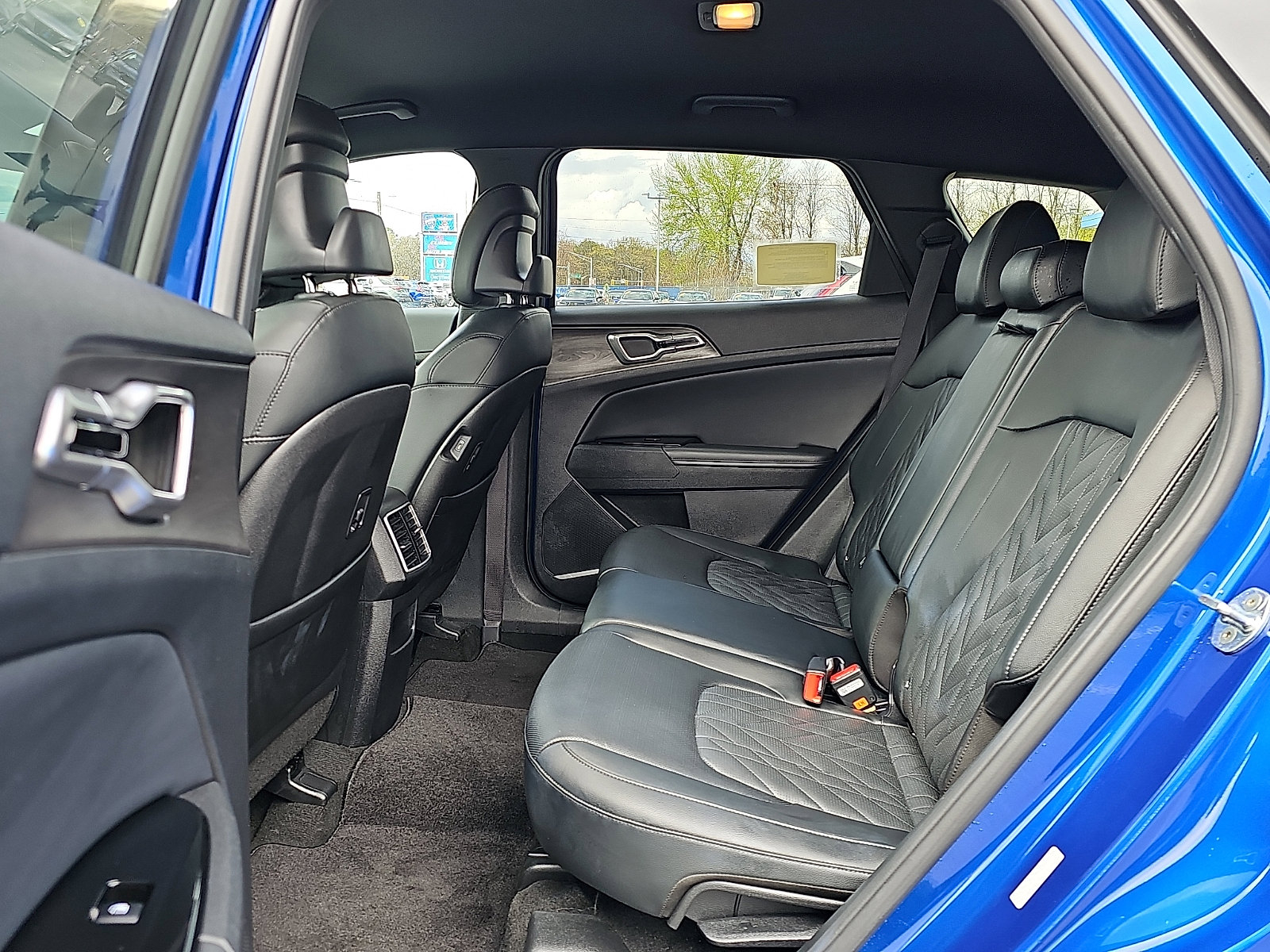 Used 2023 Kia Sportage X-Line AWD/4WD image 10
