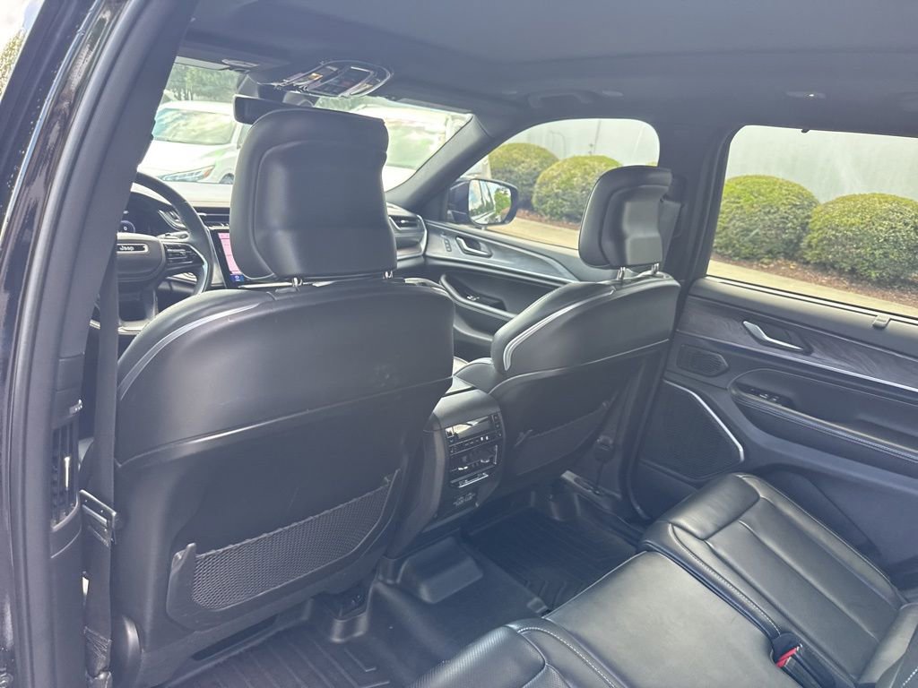 Used 2023 Jeep Grand Cherokee L Overland w/ Luxury Tech Group IV image 13