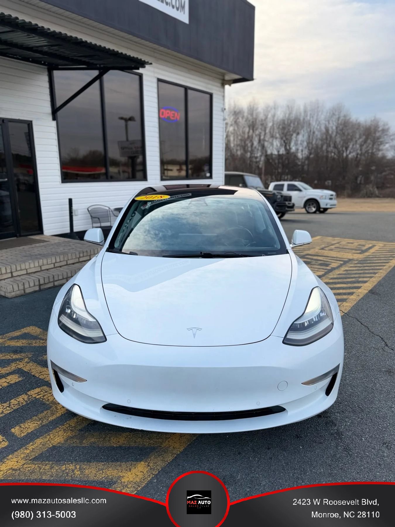 Used 2018 Tesla Model 3 Long Range image 2