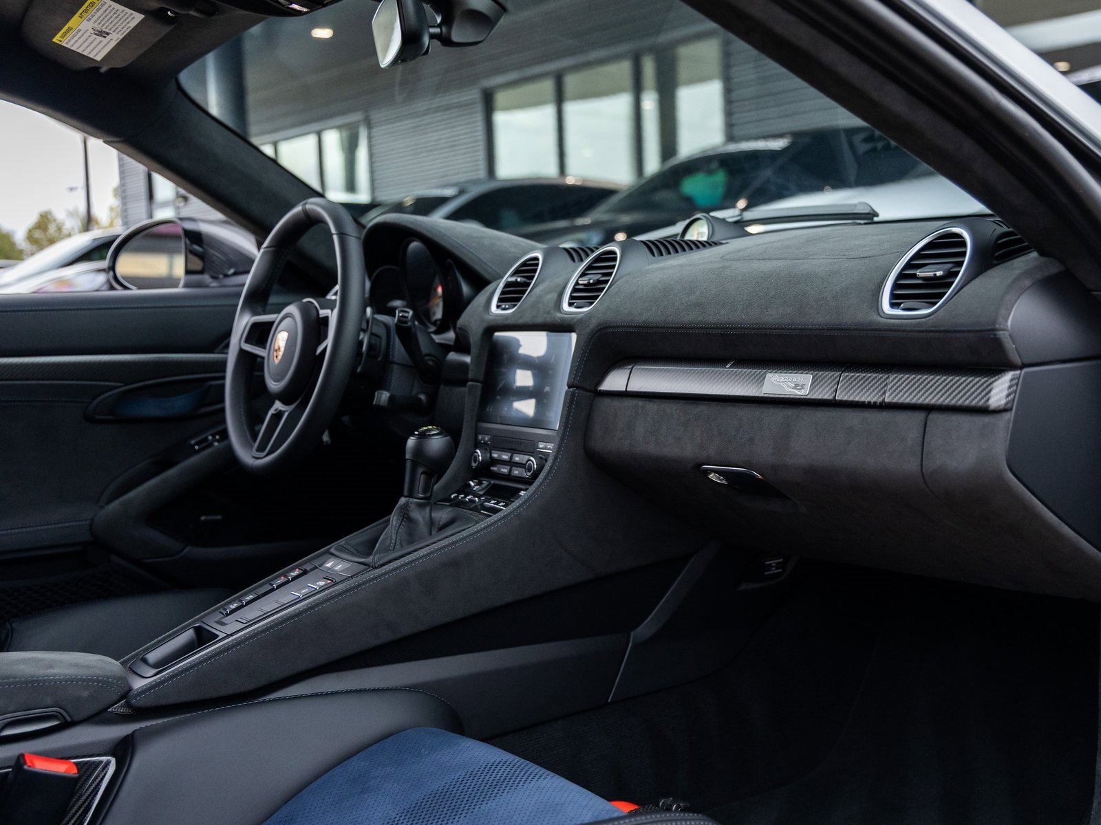 Used 2025 Porsche 718 Cayman GT4 RS image 50