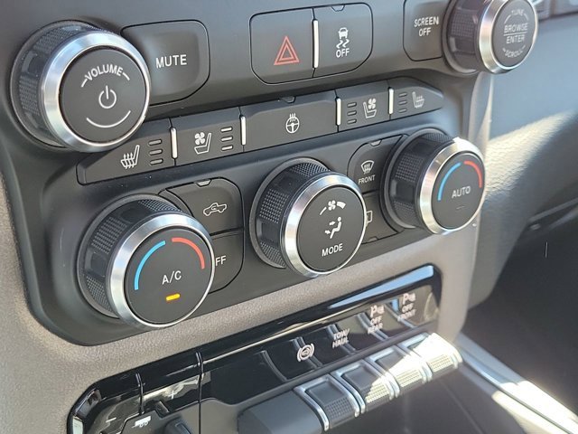 Used 2022 RAM 3500 Laramie w/ Night Edition image 29