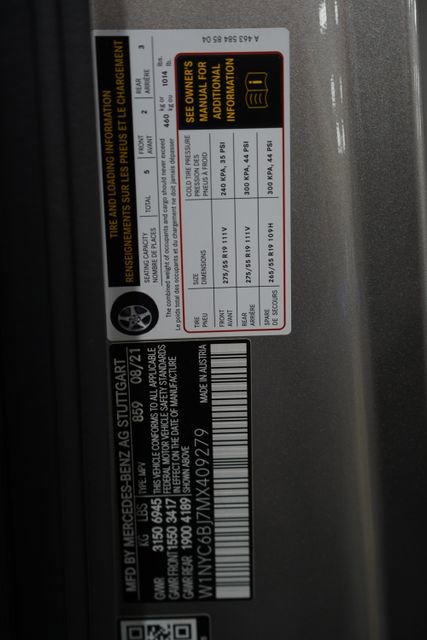 Used 2021 Mercedes-Benz G 550 w/ G Manufaktur Interior Package image 38