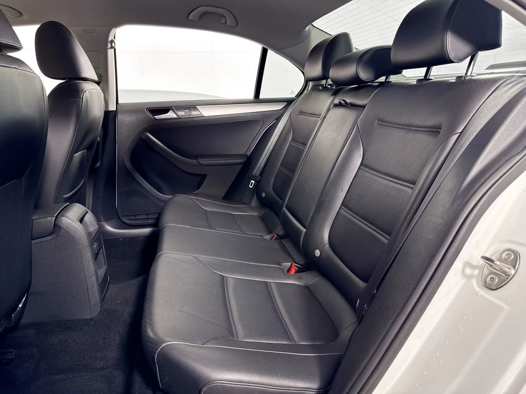 Used 2018 Volkswagen Jetta SE FWD image 24