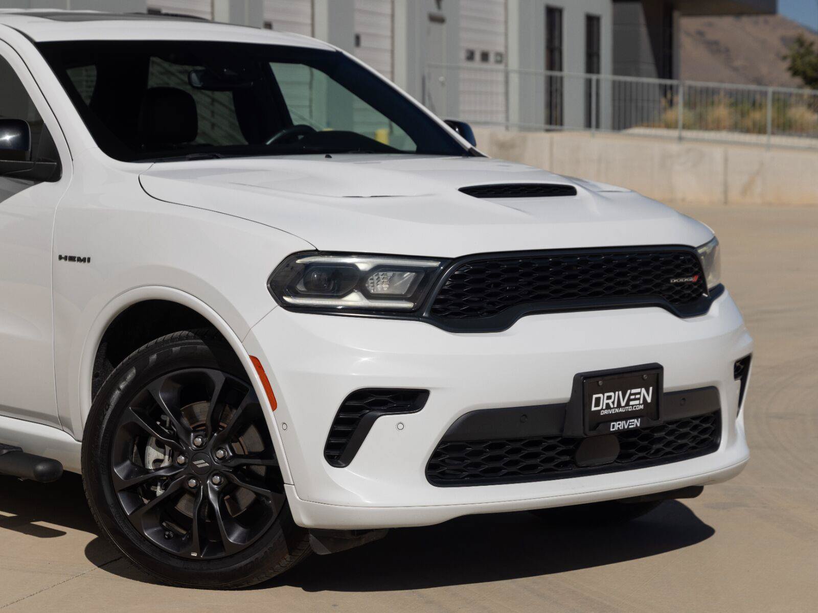 Used 2024 Dodge Durango R/T AWD/4WD image 3