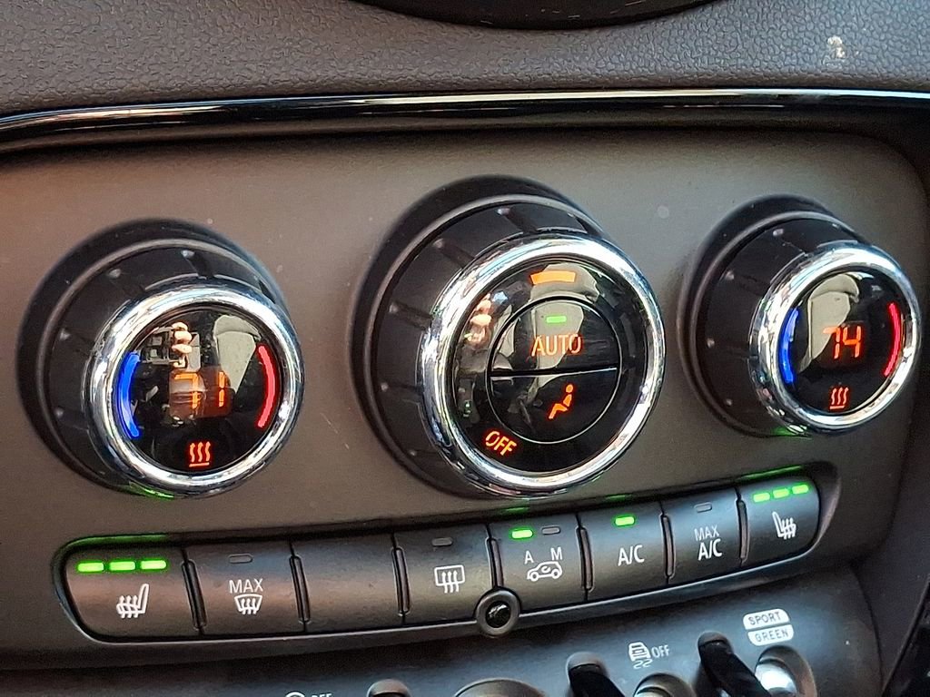 Used 2020 MINI Cooper Clubman S image 16