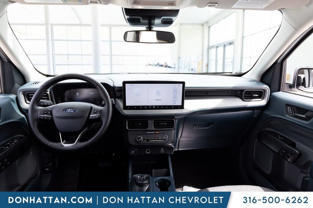 Used 2025 Ford Maverick XLT w/ XLT Luxury Package AWD/4WD image 4