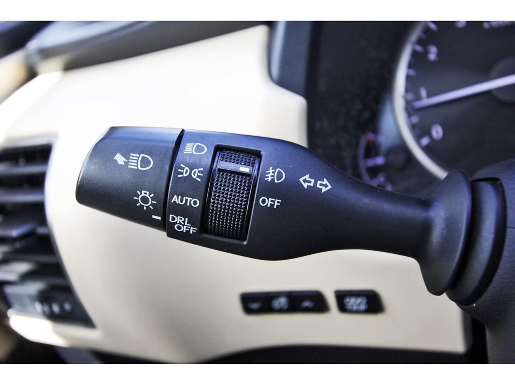 Used 2018 Lexus NX 300 F Sport image 17