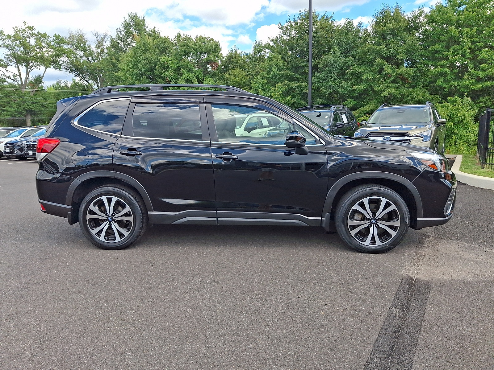 Certified 2021 Subaru Forester Limited AWD/4WD image 8