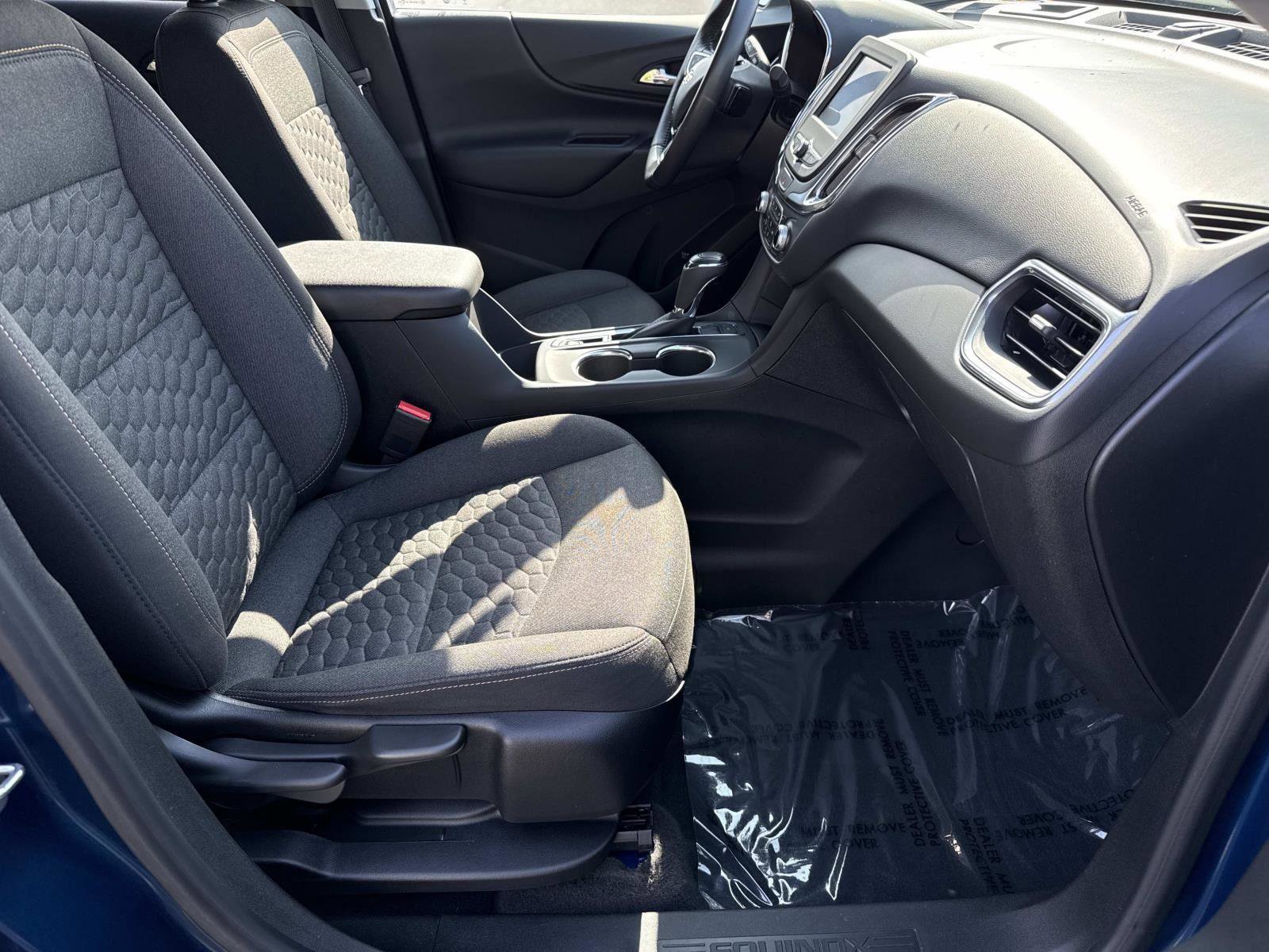 Used 2020 Chevrolet Equinox LT AWD/4WD image 19