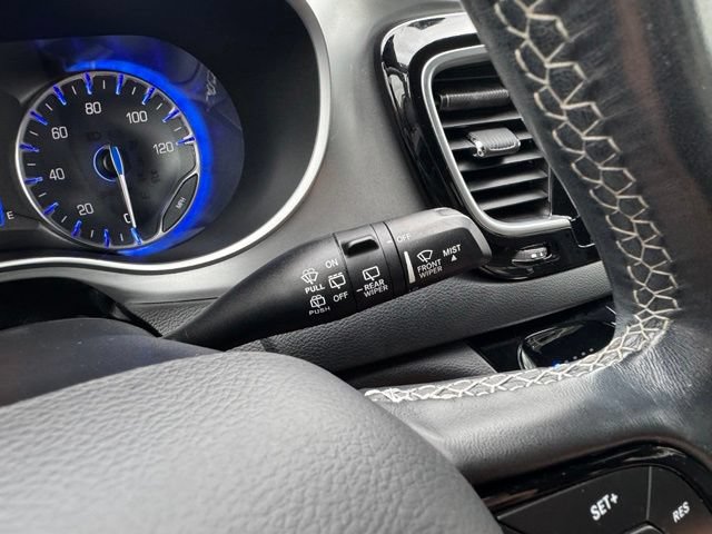 Used 2019 Chrysler Pacifica Touring Plus w/ S Appearance Package FWD image 27