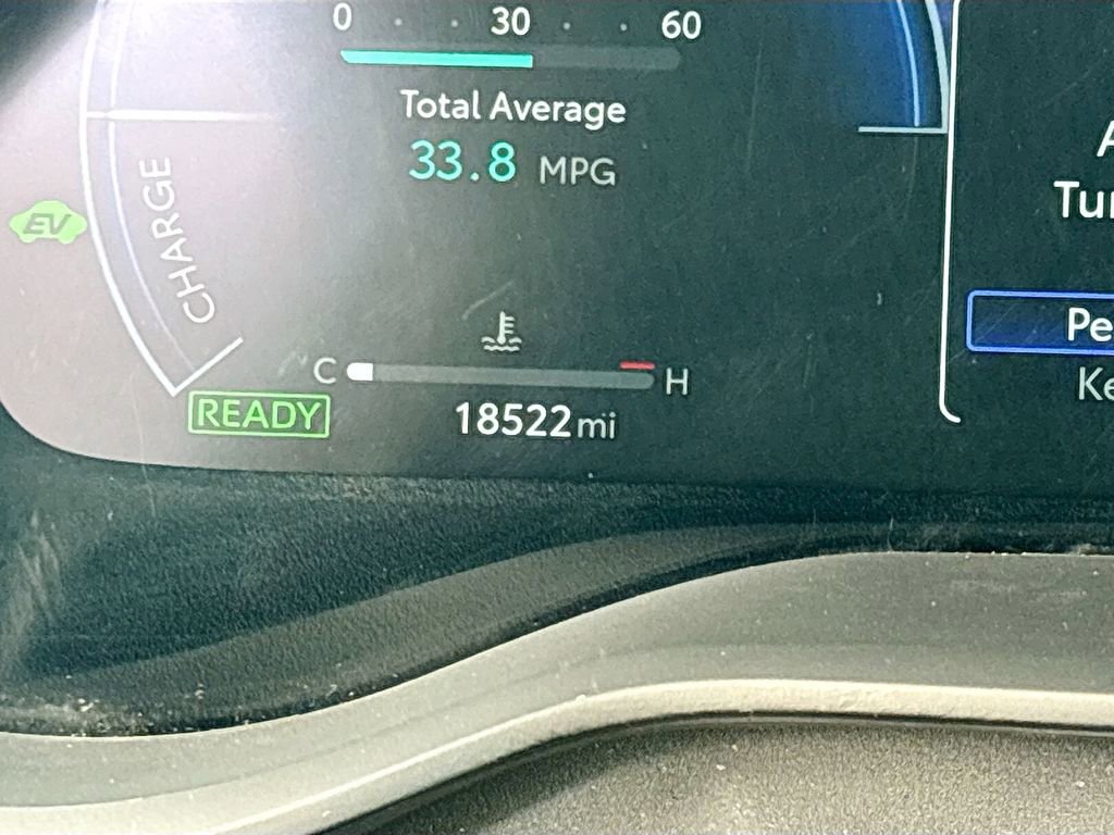 Used 2025 Toyota Sienna Limited image 12