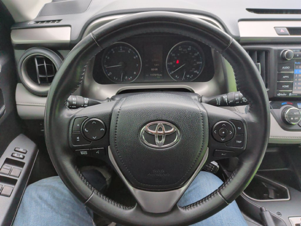 Used 2018 Toyota RAV4 XLE w/ Plus Extra Value Package AWD/4WD image 22