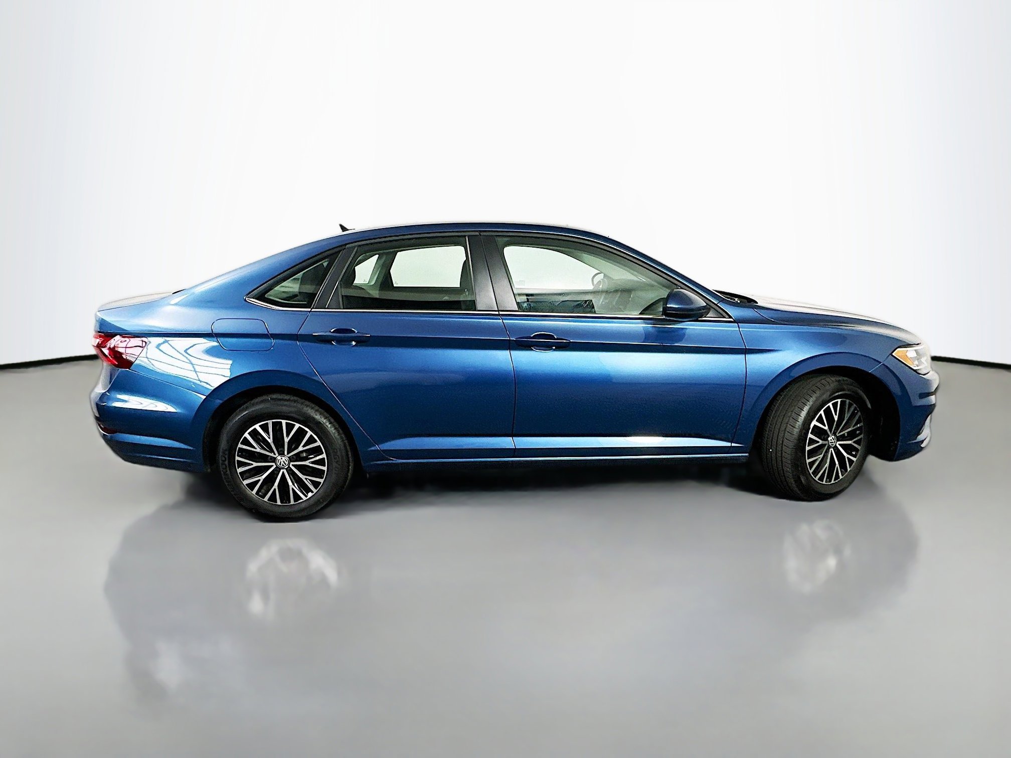 Used 2021 Volkswagen Jetta S w/ Driver Assistance Package FWD image 8