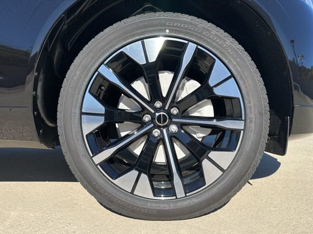 New 2026 Volvo XC60 B5 Plus w/ Protection Package Premier image 9