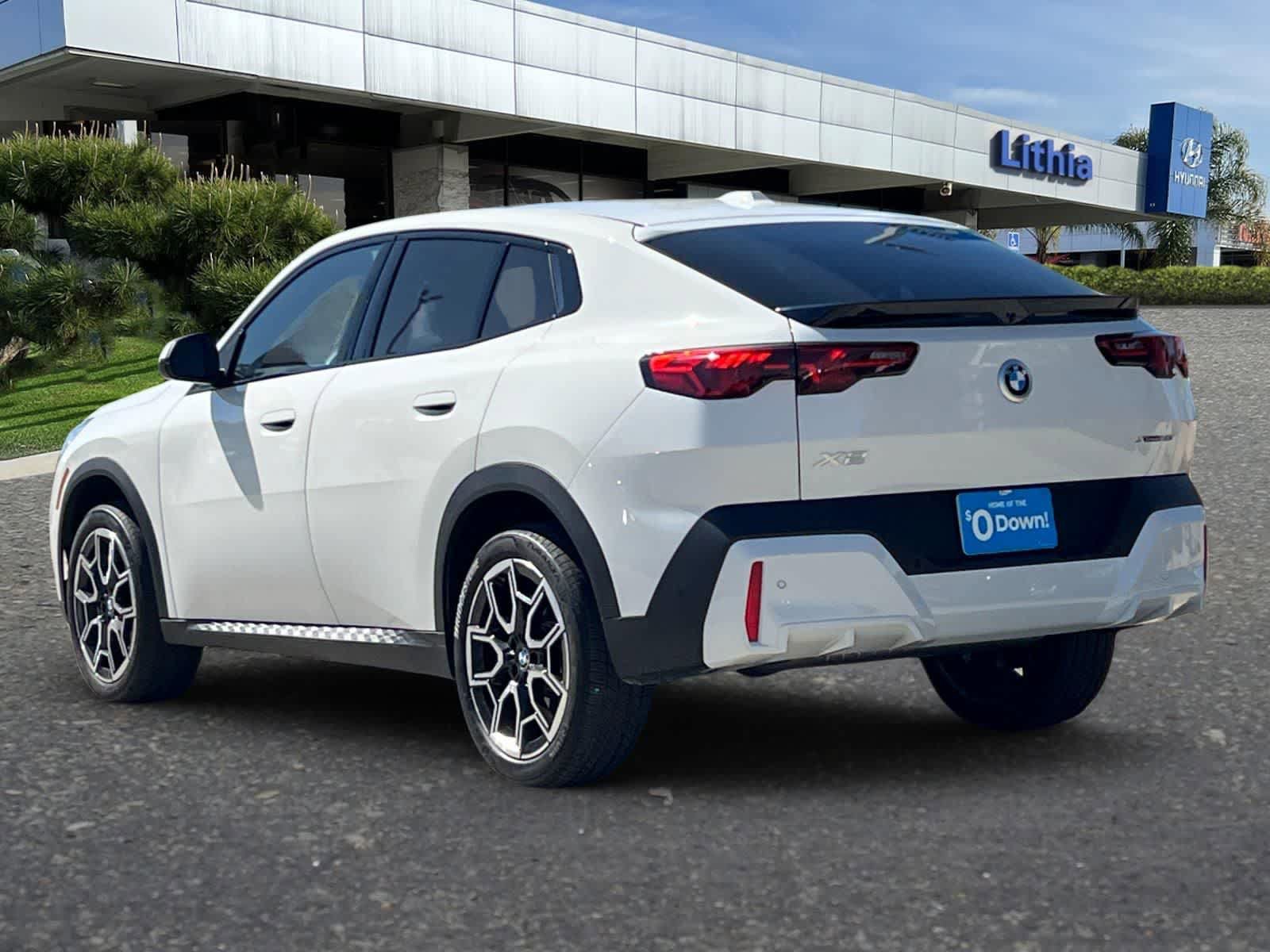 Used 2026 BMW X2 xDrive28i AWD/4WD image 7