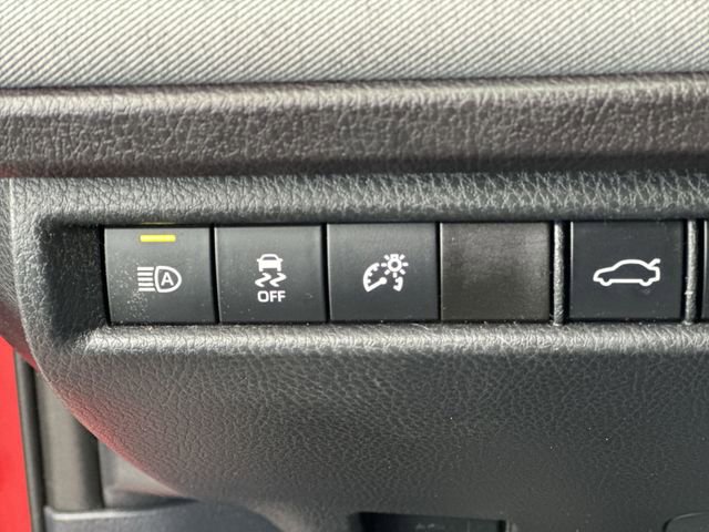 Used 2025 Toyota Camry LE w/ Convenience Package image 25