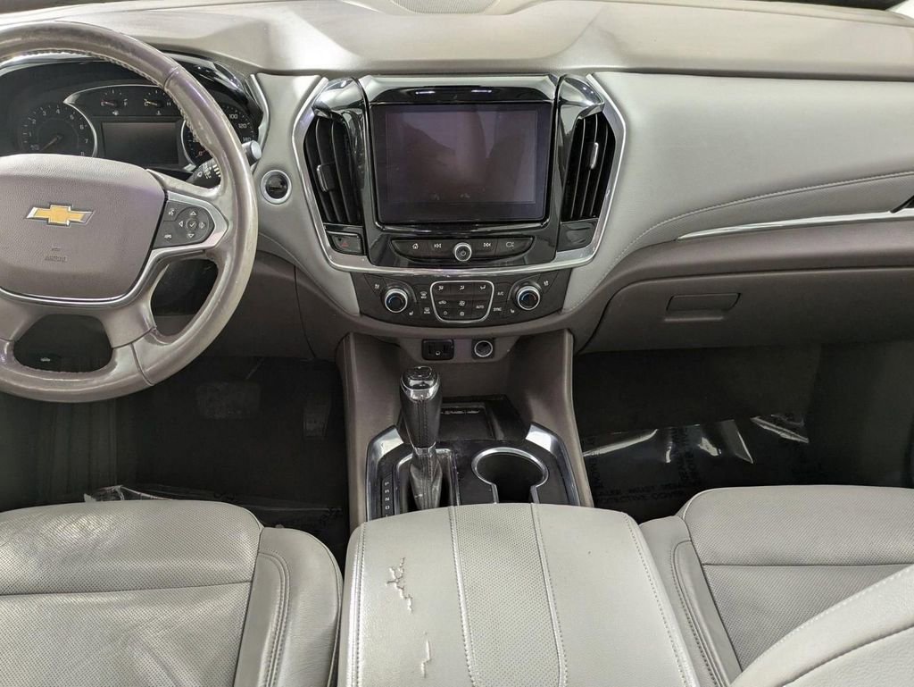 Used 2018 Chevrolet Traverse Premier image 30