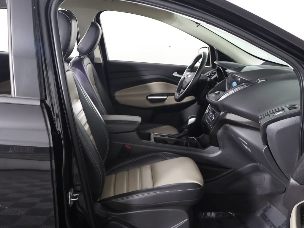 Used 2019 Ford Escape SEL AWD/4WD image 22