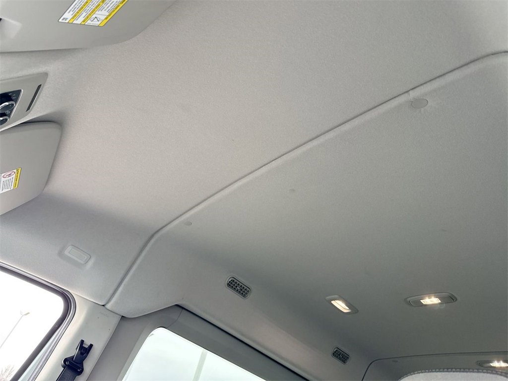 Used 2023 Ford Transit 350 XLT image 22