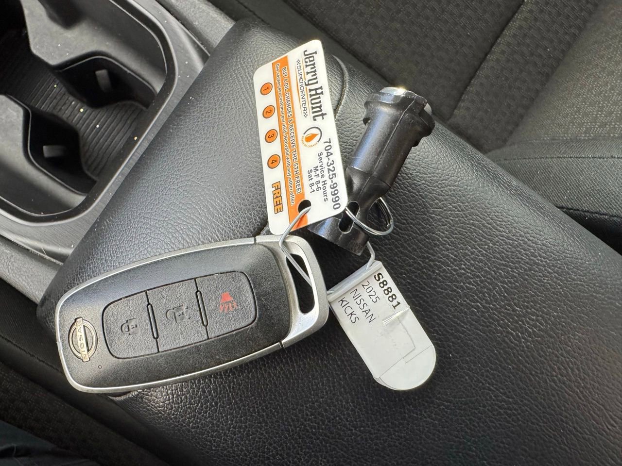 Used 2025 Nissan Kicks S AWD/4WD image 3