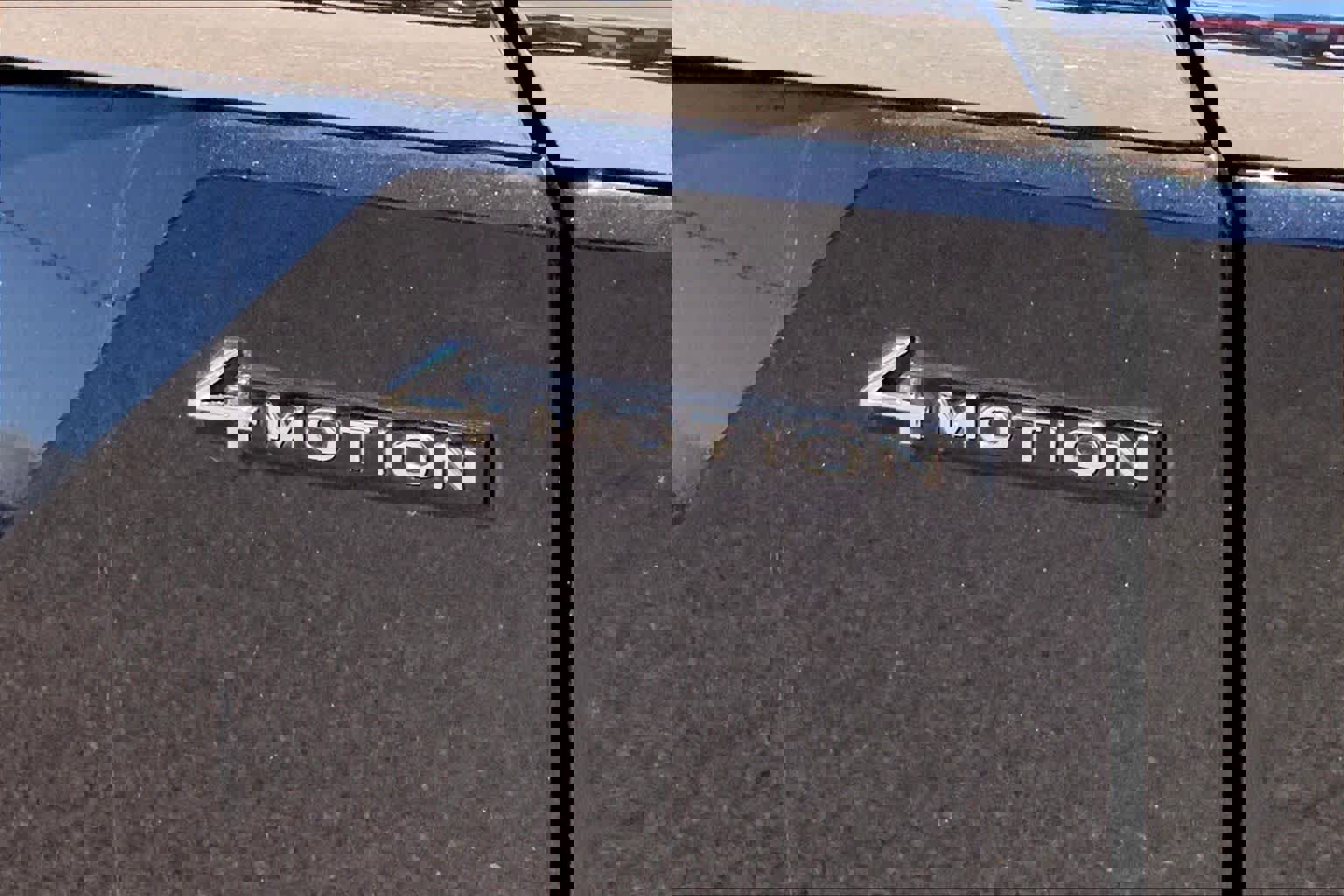 Used 2025 Volkswagen Atlas SEL Premium R-Line AWD/4WD image 9