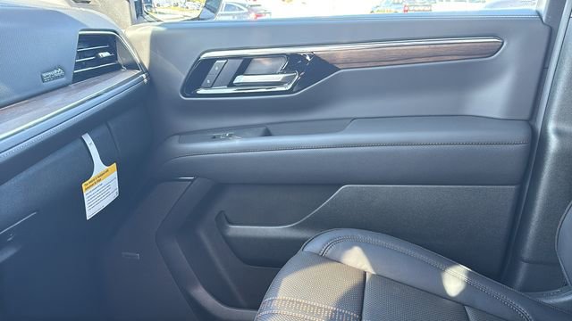 New 2026 Chevrolet Tahoe High Country w/ Sun And Tow Package image 25