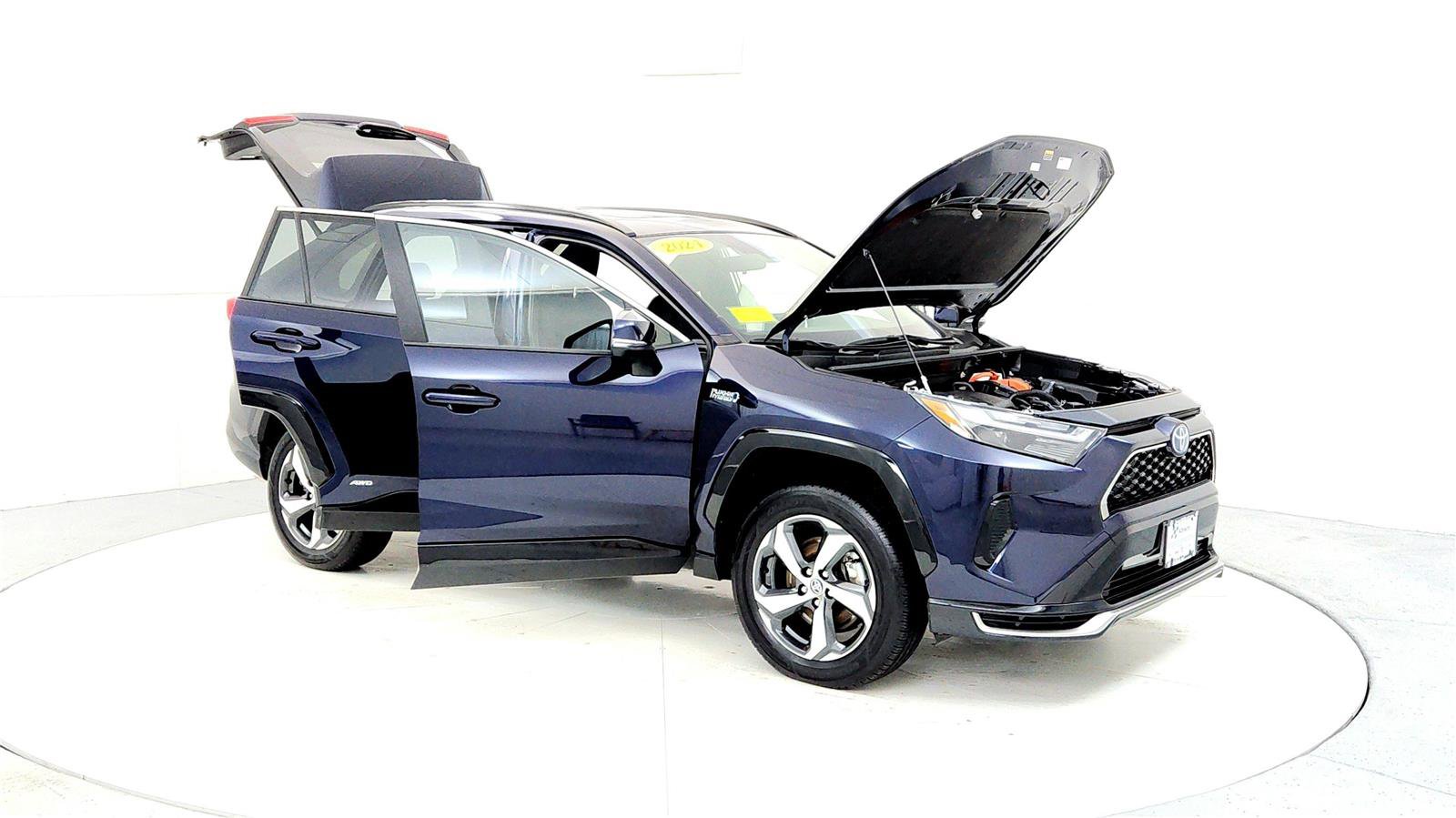 Certified 2024 Toyota RAV4 SE image 12