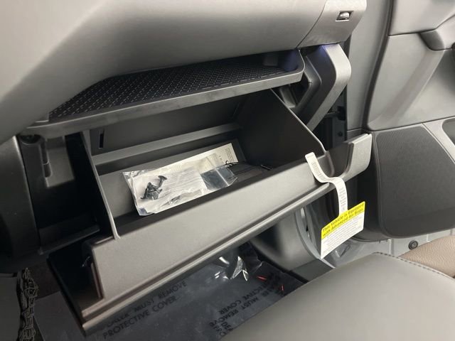 New 2026 Nissan Pathfinder Platinum w/ Accent Package image 38