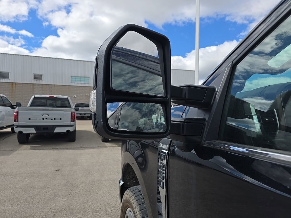 Used 2024 Ford F250 King Ranch AWD/4WD image 7