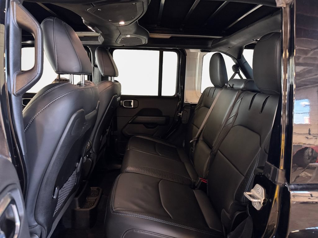 Used 2024 Jeep Wrangler High Altitude AWD/4WD image 24