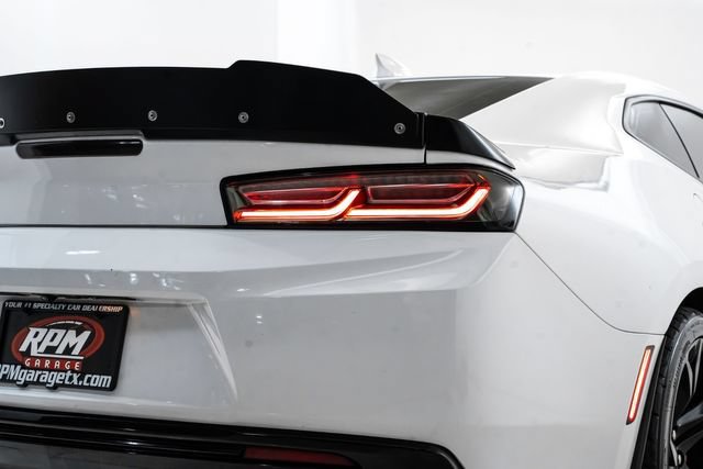 Used 2017 Chevrolet Camaro SS RWD image 14