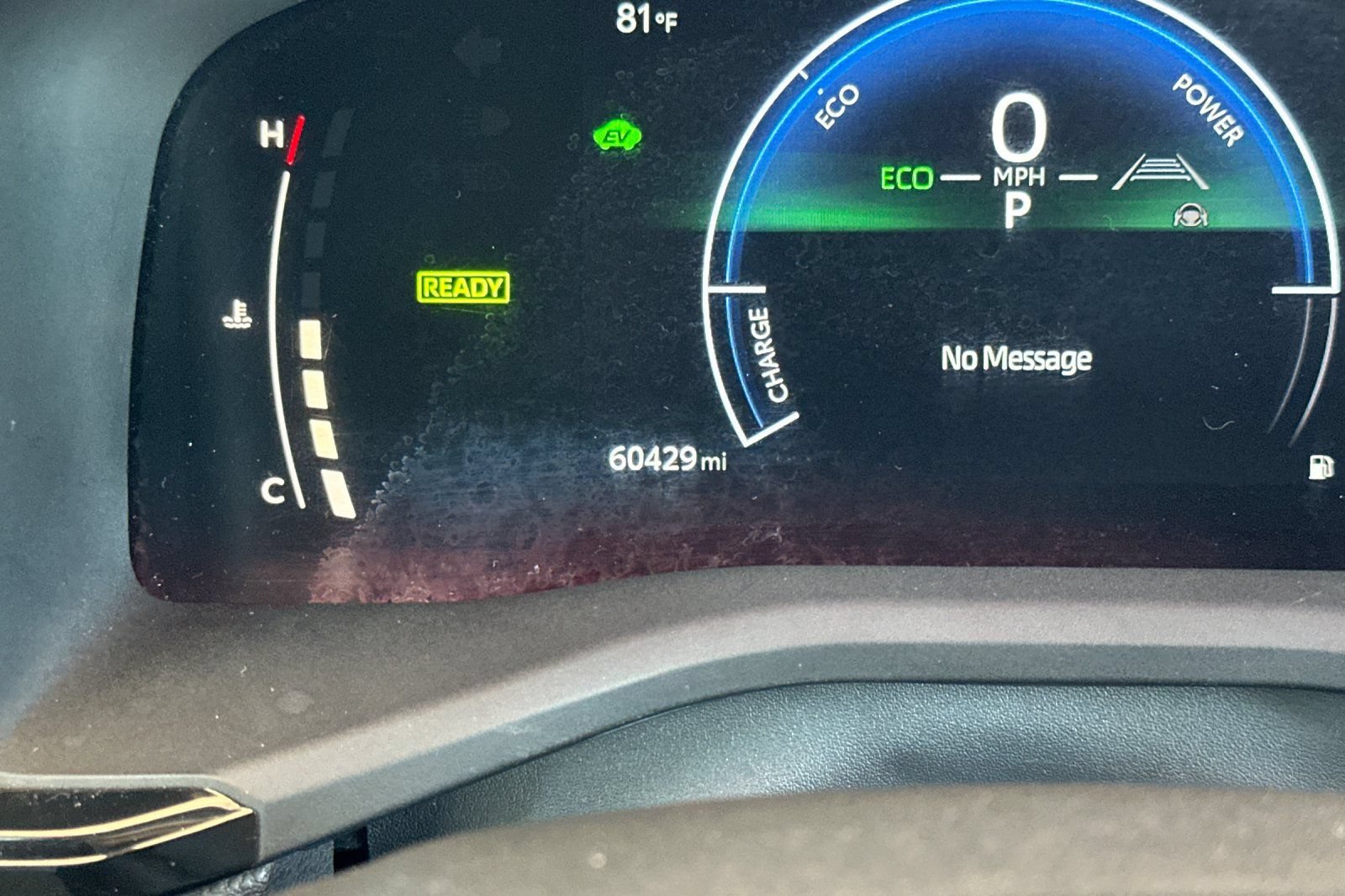 Used 2025 Toyota Camry LE AWD/4WD image 30