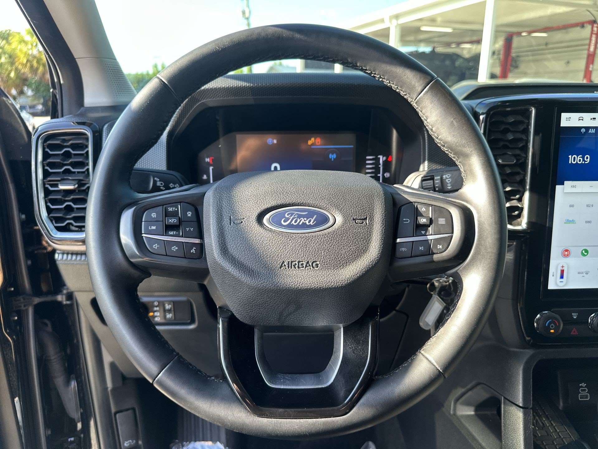 Used 2024 Ford Ranger XLT RWD image 11