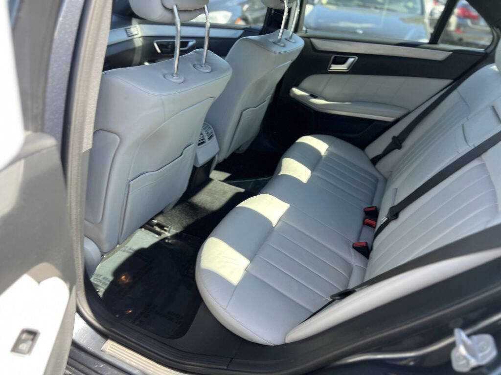 Used 2013 Mercedes-Benz E 350 Sedan image 11