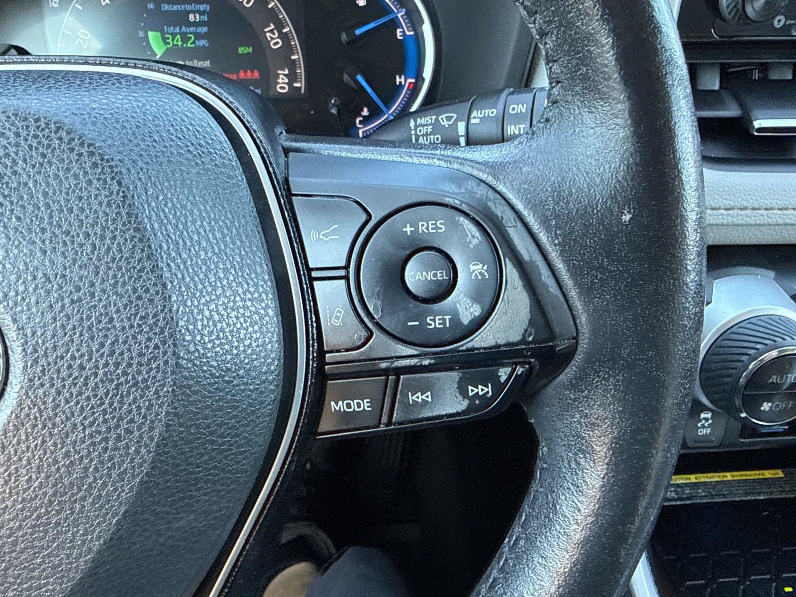 Used 2021 Toyota RAV4 Limited AWD/4WD image 25