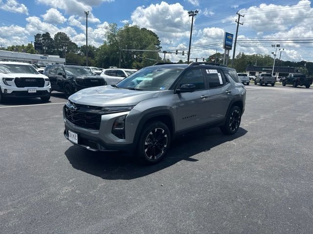New 2026 Chevrolet Equinox RS w/ Safety and Technology Package FWD image 17
