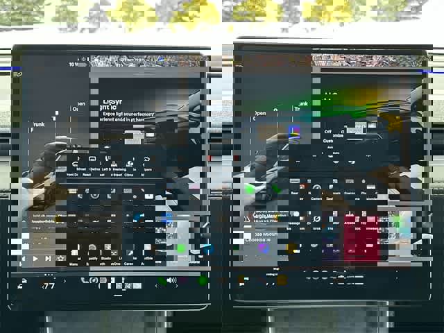 Used 2026 Tesla Model Y Long Range image 12