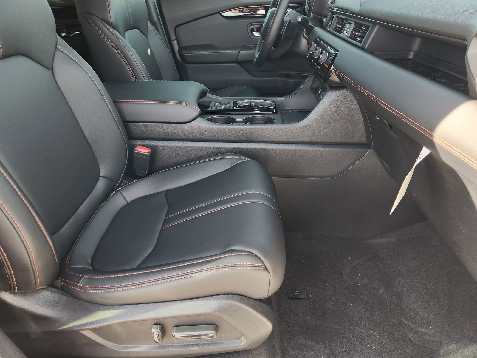 New 2026 Honda Pilot TrailSport image 17