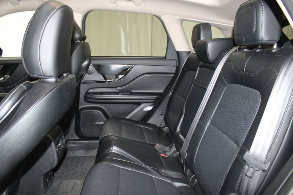 Used 2024 Lincoln Corsair AWD w/ Equipment Group 101A image 21