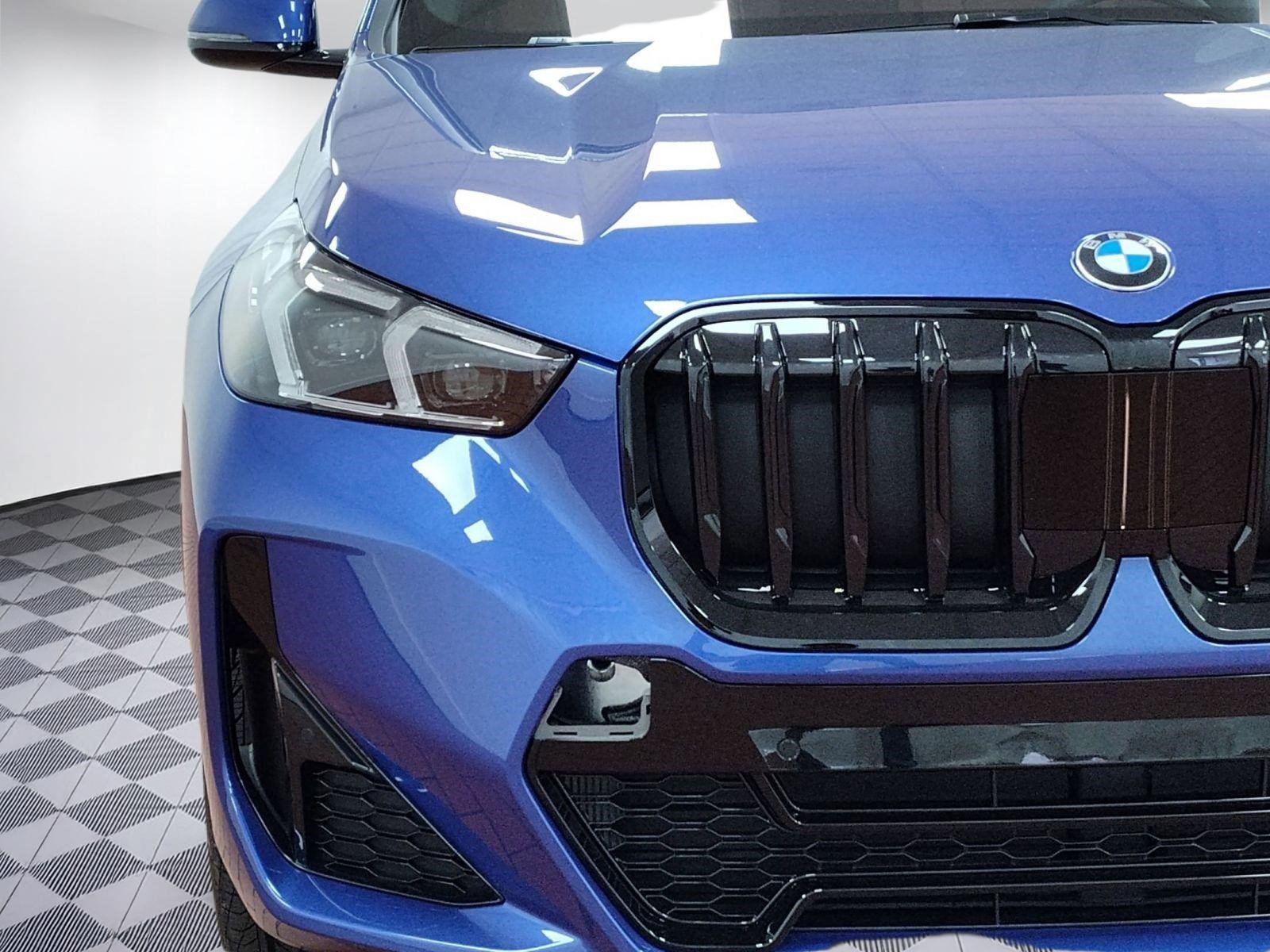 Used 2026 BMW X1 xDrive28i image 11