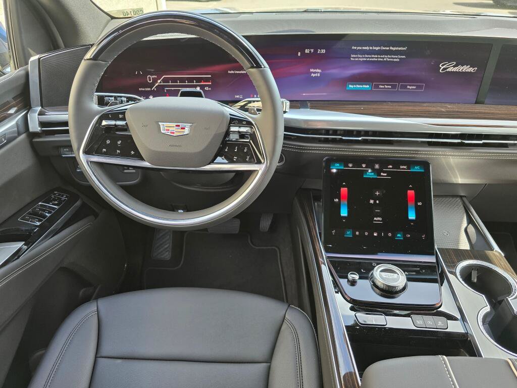 New 2026 Cadillac Escalade 4WD image 27