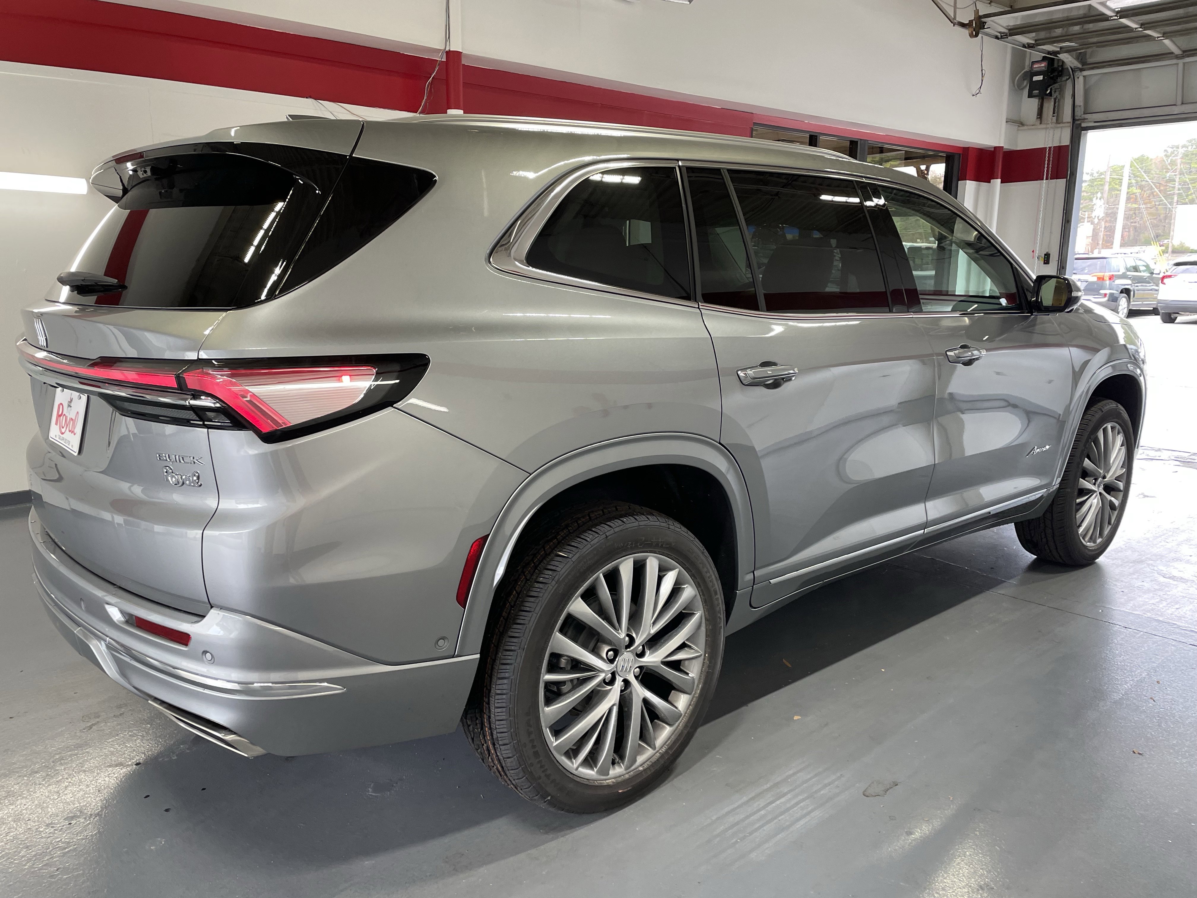 New 2026 Buick Enclave Avenir w/ Super Cruise Package image 4