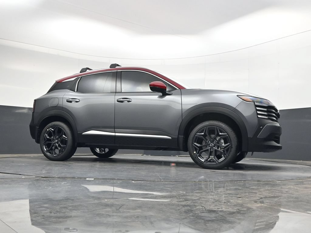 New 2026 Nissan Kicks SR w/ Cold Weather Package FWD image 31