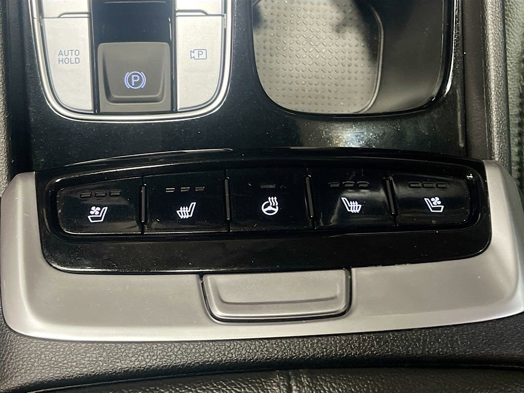 Used 2024 Hyundai Santa Cruz Limited image 21