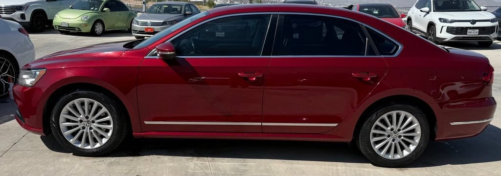 Used 2017 Volkswagen Passat 1.8T SE FWD image 6