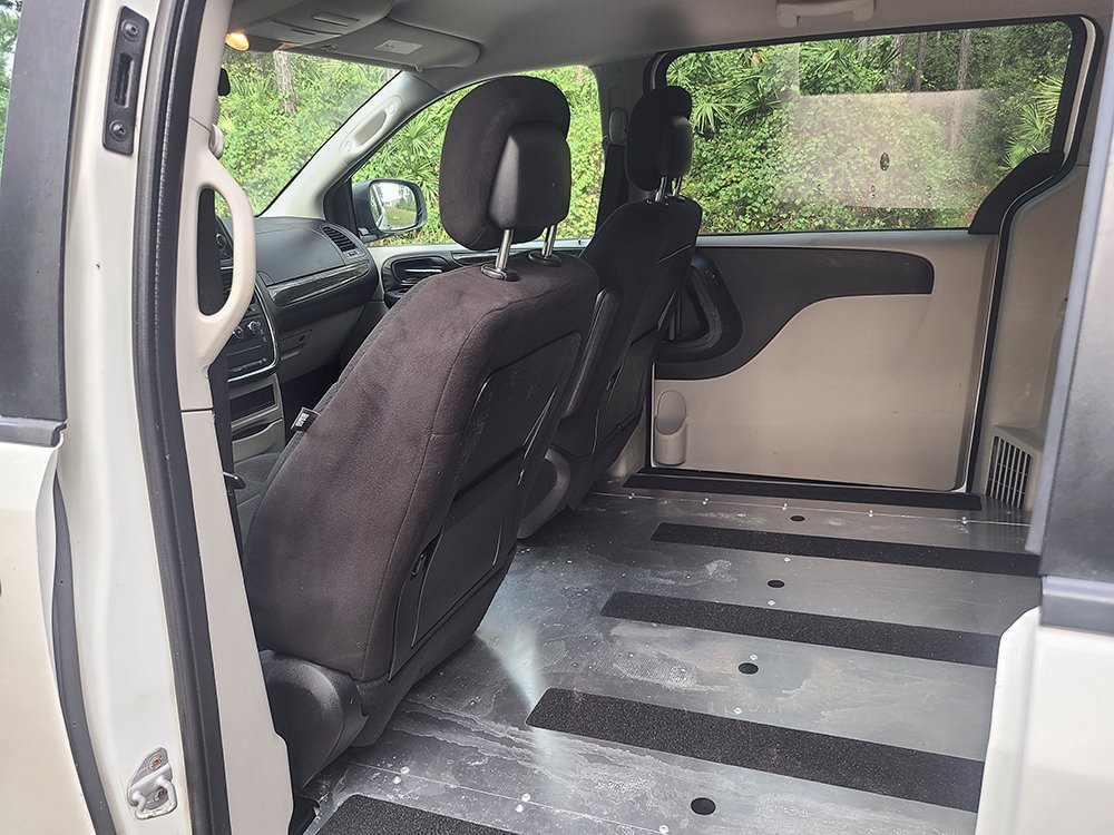 Used 2012 RAM C/V w/ PWR Window Group image 16