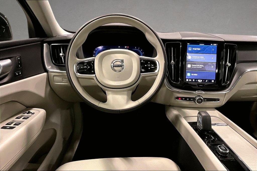 Used 2024 Volvo XC60 B5 Core w/ Protection Package Premier AWD/4WD image 8